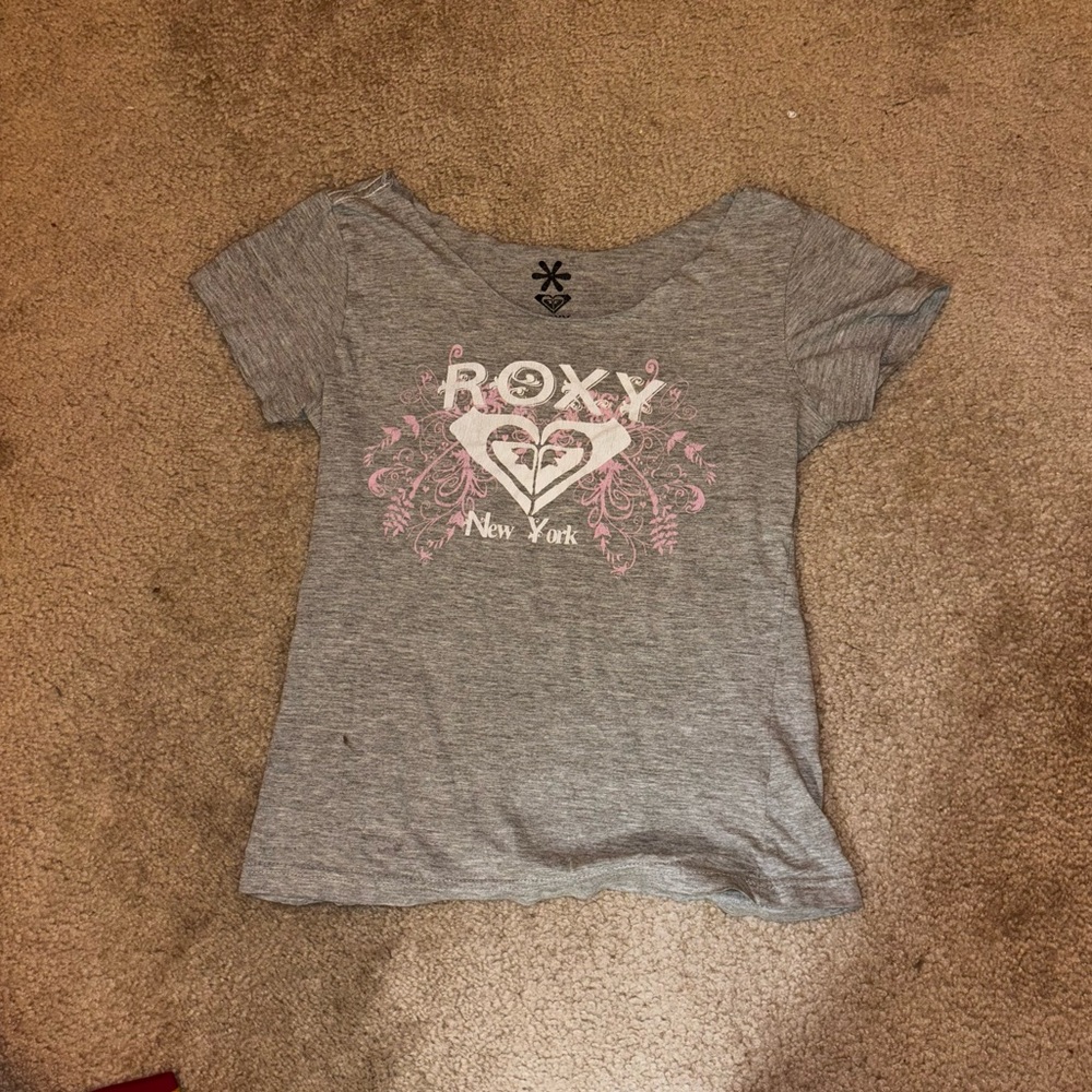 Roxy Light Gray Tee with Pink Design